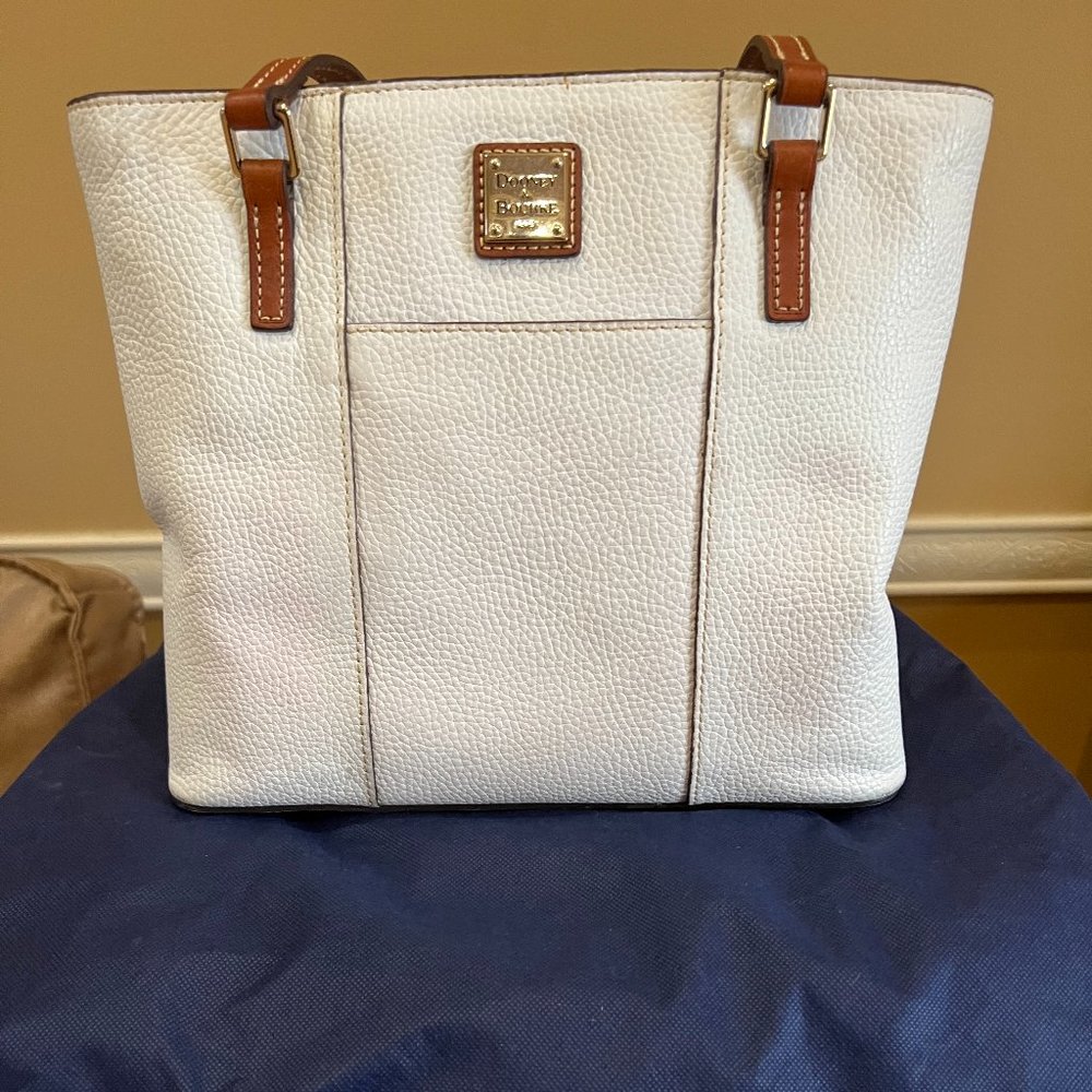 Classic Dooney & Bourke Pebble Grain Tote